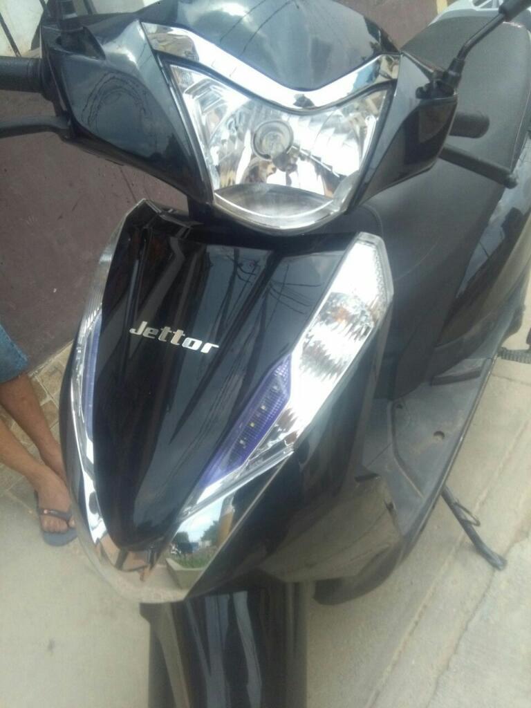 Vendo Moto 2016. Motor 150. con Garantia