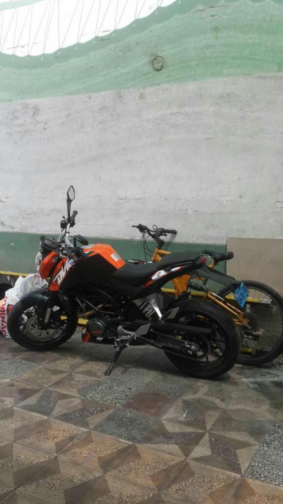 Moto Duke 200 Poco Km 2015