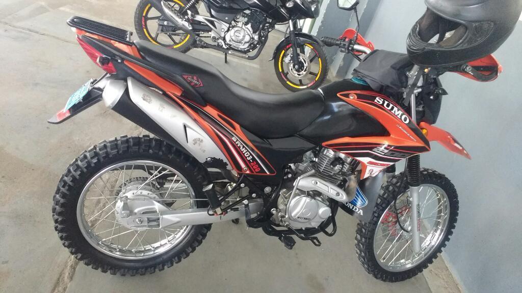 Moto Sumo 200 Buen Estado 6500km