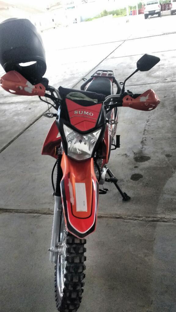 Moto Sumo 200 Buen Estado 6500km