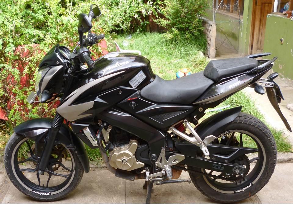 MOTO PULSAR 200 NS Modelo 2013