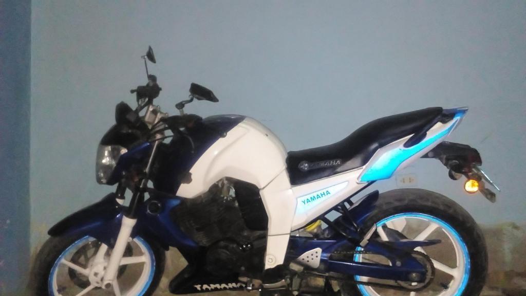 SE VENDE YAMAHA FZ 16