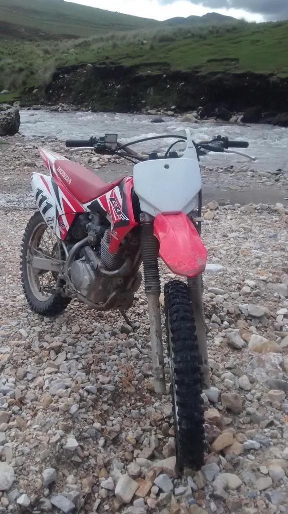 Vendo honda crf 230