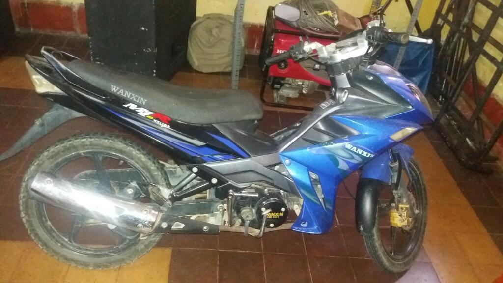 Vendo Moto X Motivo de Viaje