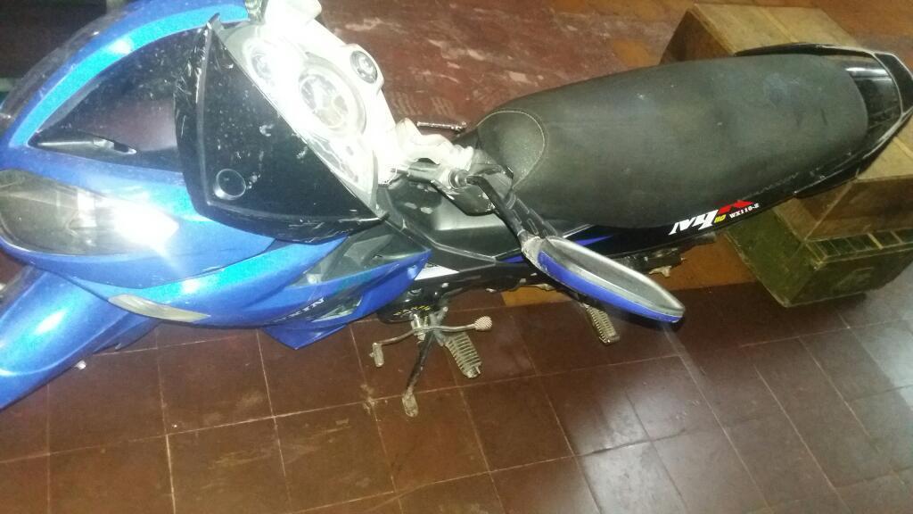 Vendo Moto X Motivo de Viaje