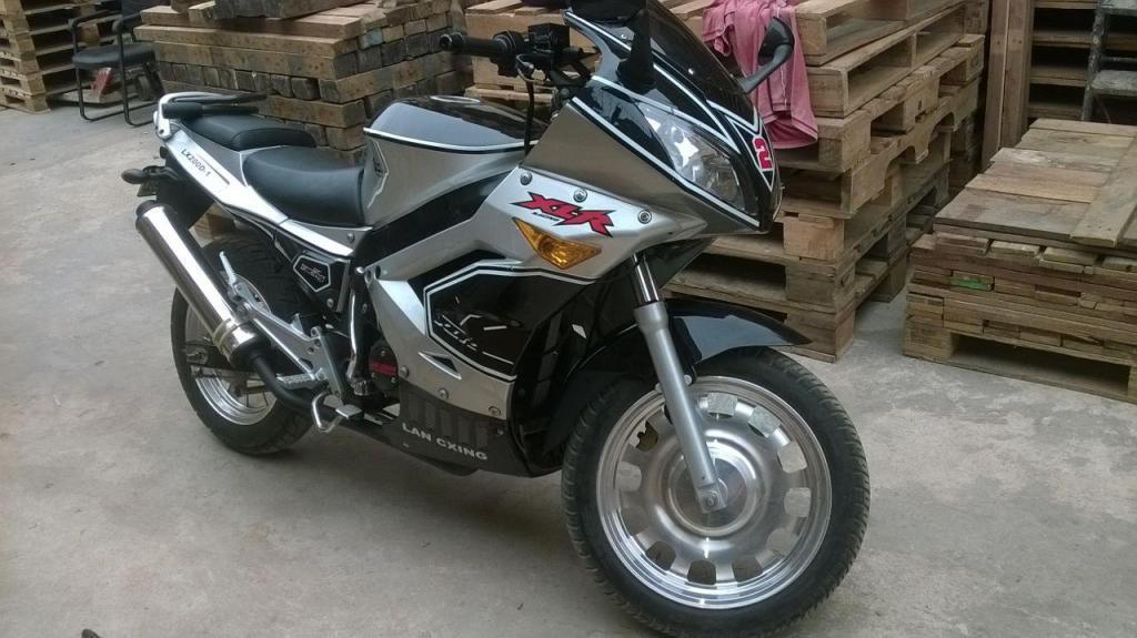 MOTO EN VENTA