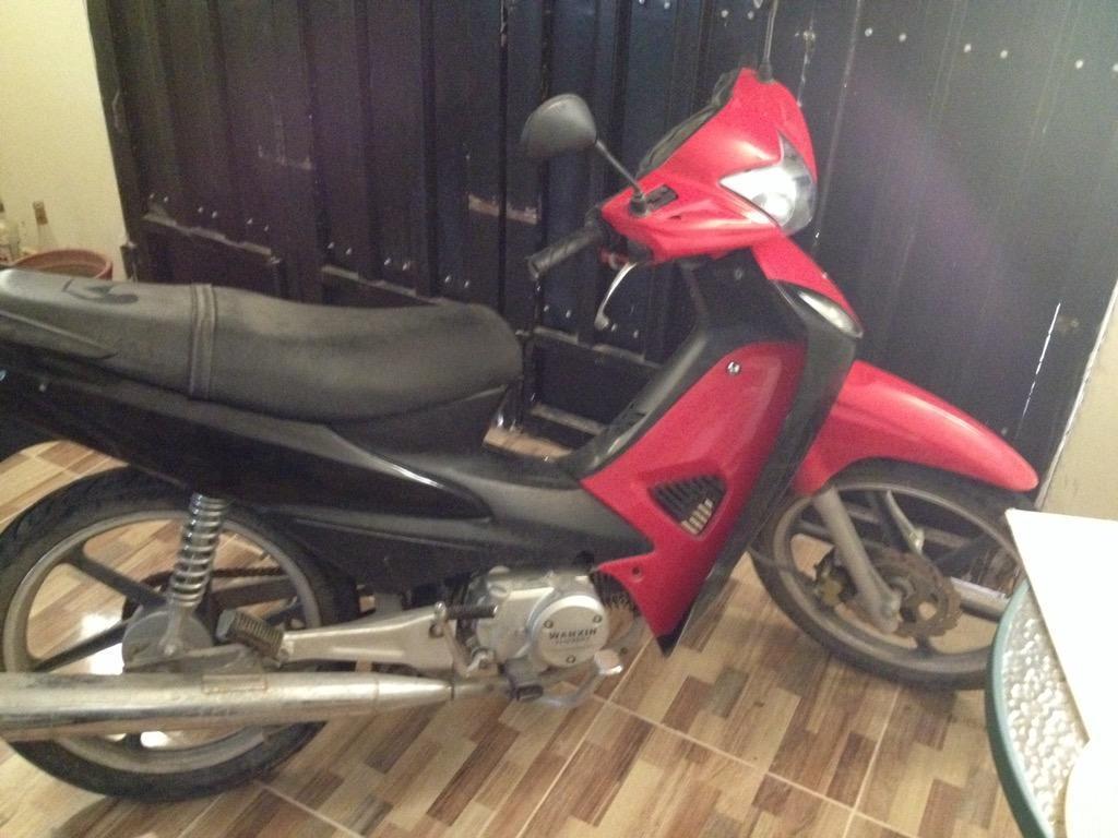 Se Vende Moto Scooter Marca Wanxin 2015