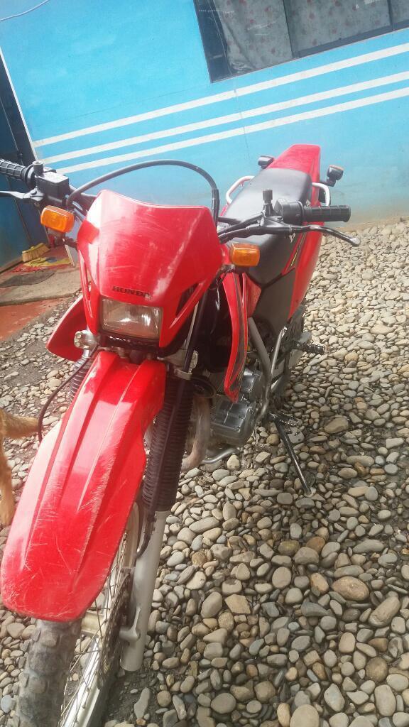 Vendo Moto Honda Tornado Xr250
