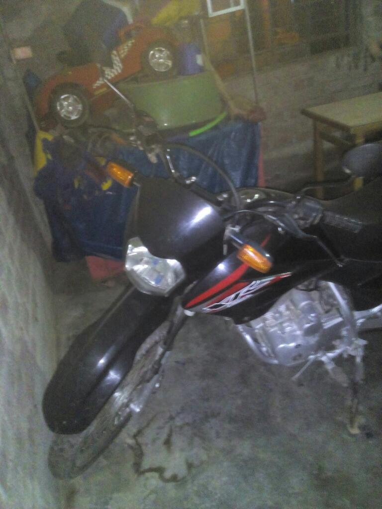 Bendo Moto Xr 125 Honda en Buen Estado