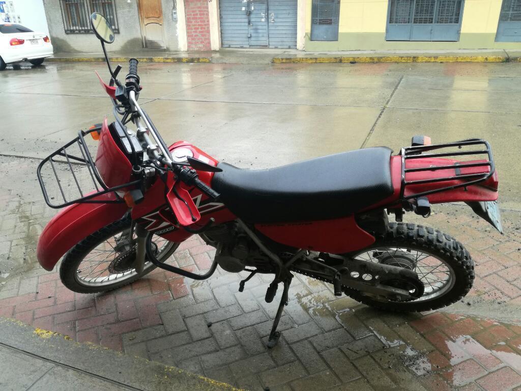 Se Moto Honda Xl 200
