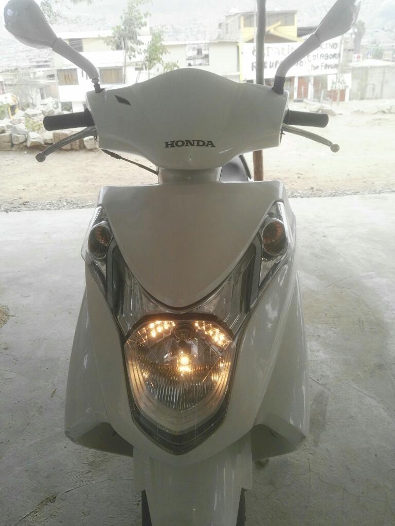 Vendo Moto Honda Elite125