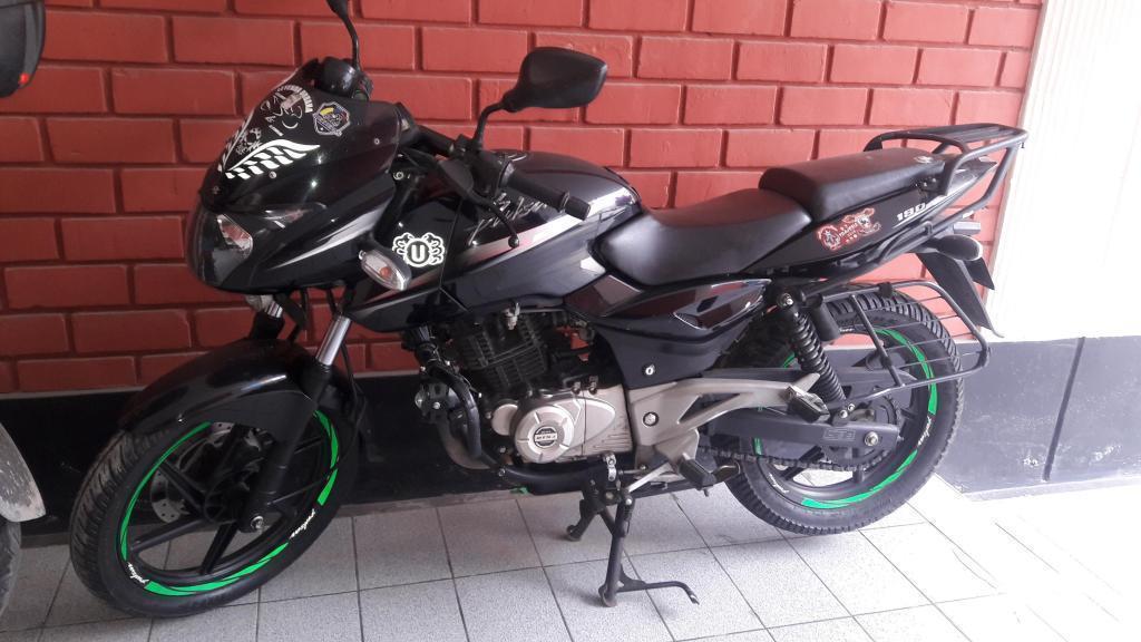 vendo moto pulsar motor 180 cc