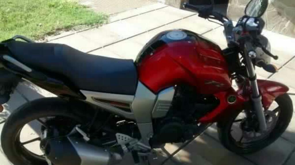 Moto Yamaha Fz