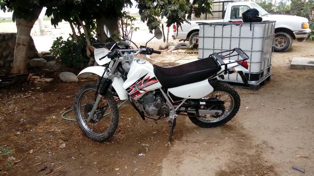 Vendo Moto Honda Xl 200