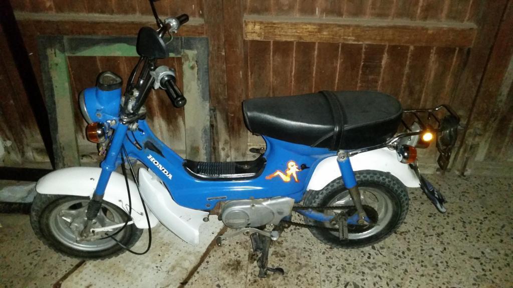 Moto Honda Chaly Cf50 en buen estado con documentos, muy buena maquina