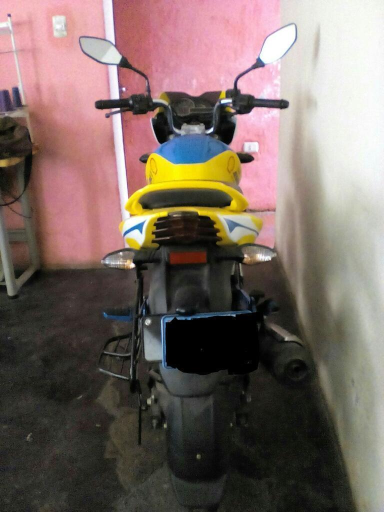 Remato Moto Bajaj Discover Nueva 10/10