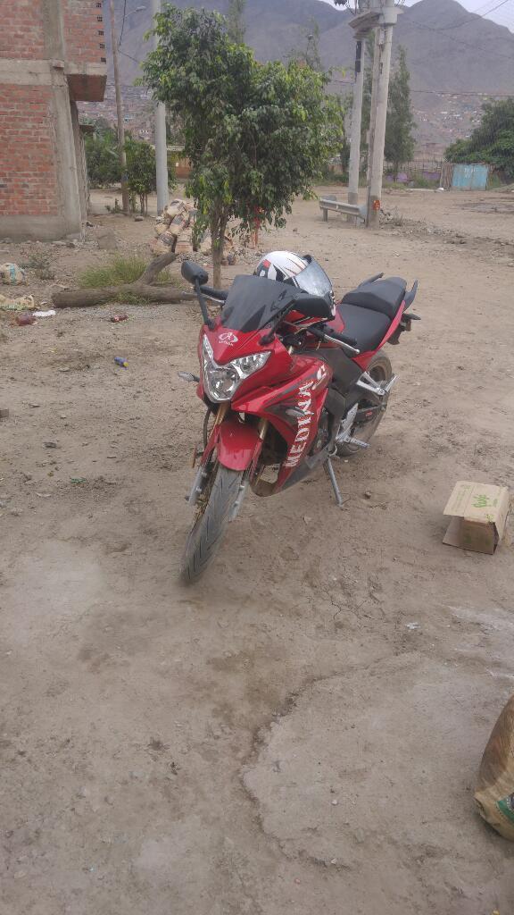 Vendo Moto por Viaje