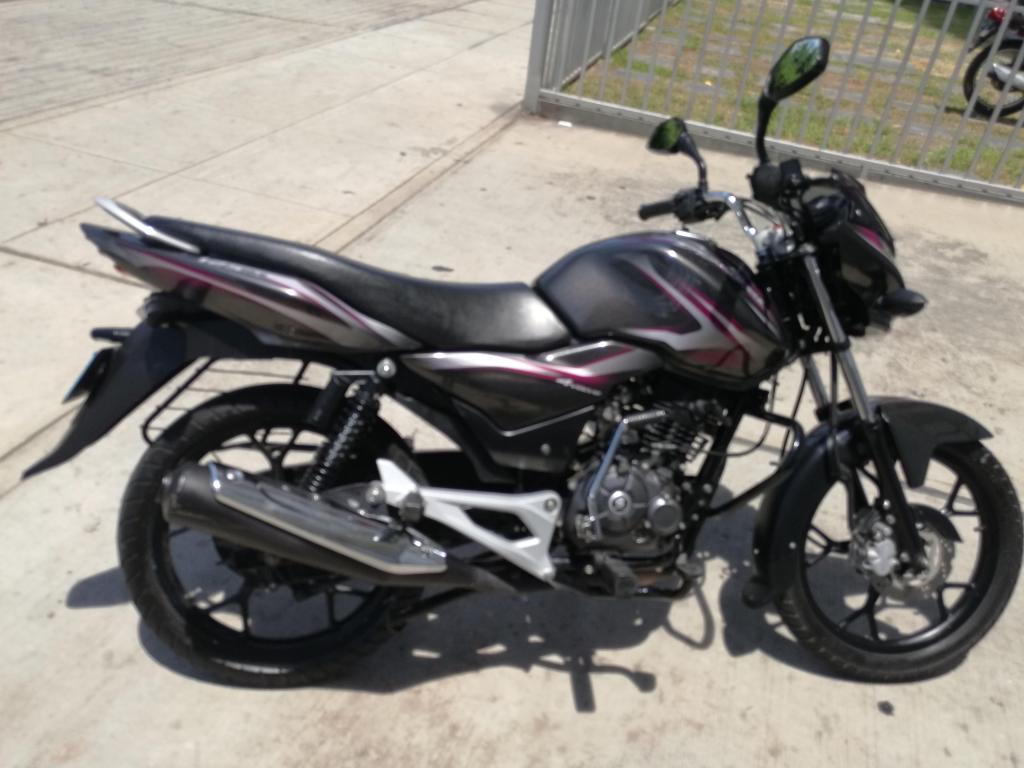 VENDO MOTO DISCOVER 125 M . COLOR NEGRO MORADO... OFERTA ¡¡¡¡¡¡¡