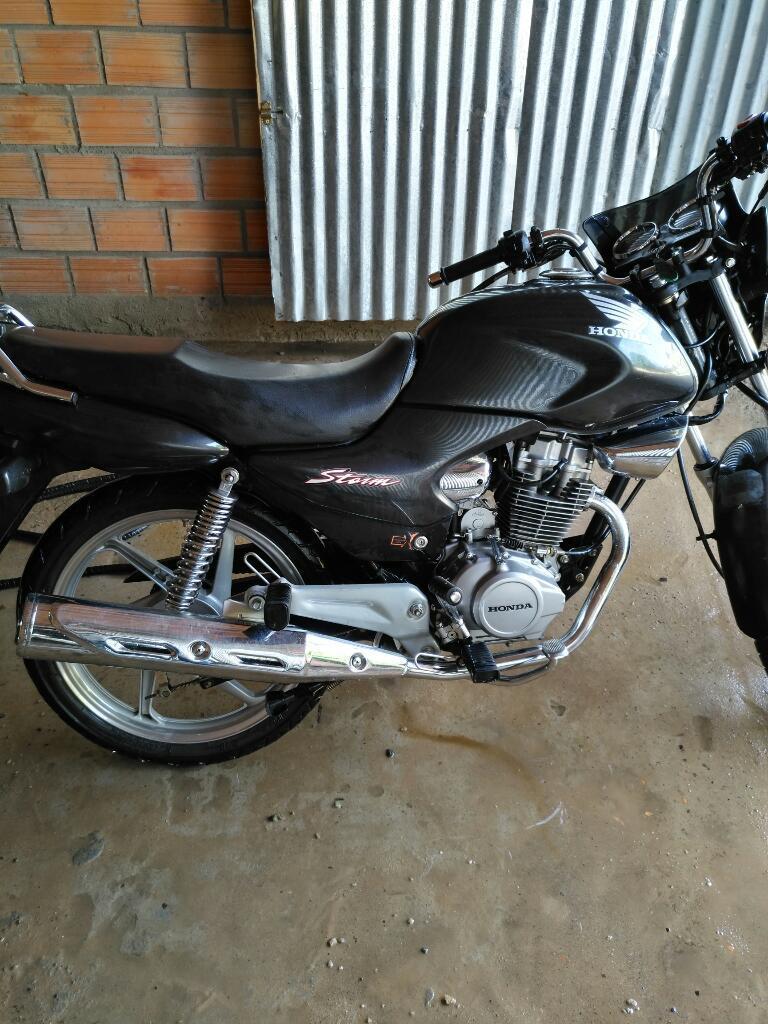 Se Vende Moto Storm 125