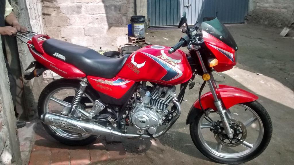 Se vende moto RTM comunicarse al 927036814