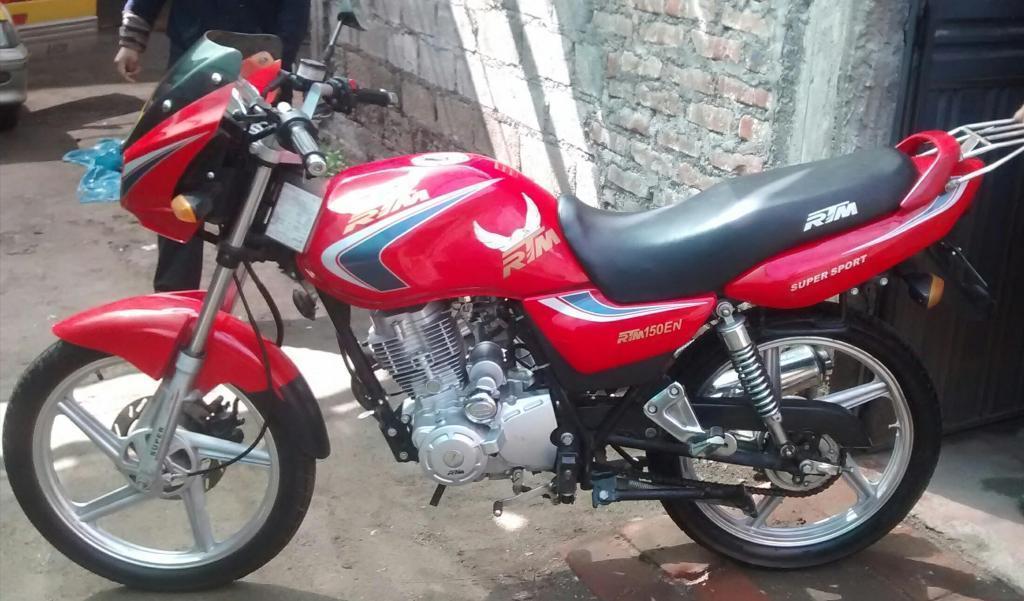 Se vende moto RTM comunicarse al 927036814