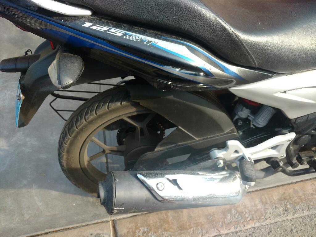 Moto Discover 125 St Bajaj 3000 Soles