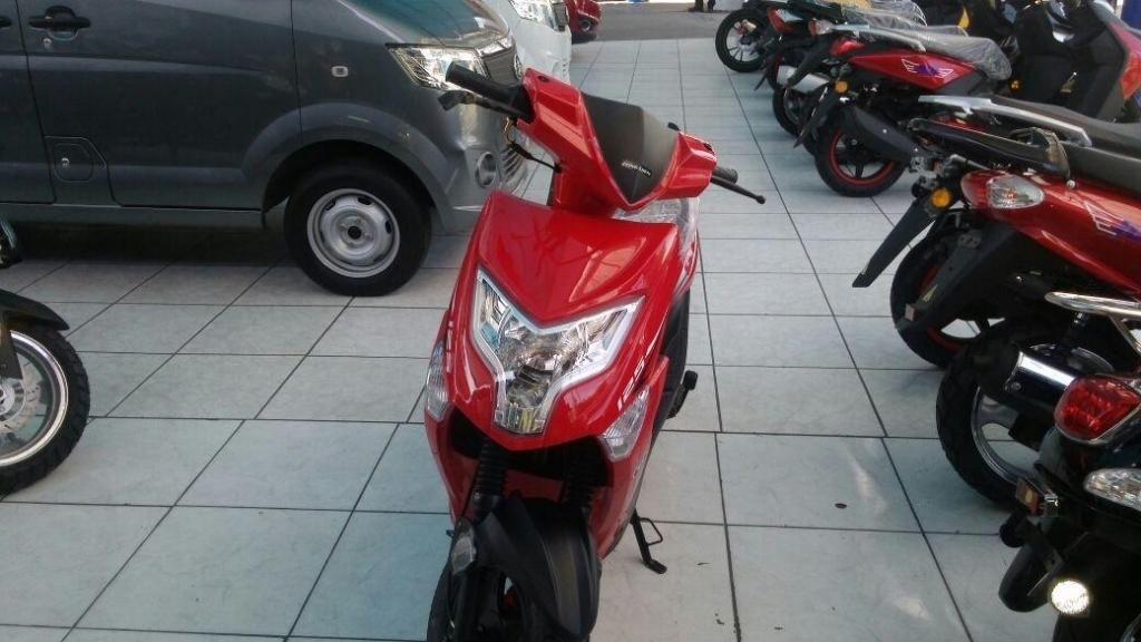 SE VENDE MOTO ZONGSHEN MODELO EVO 125CC AUTOMATICA 2017