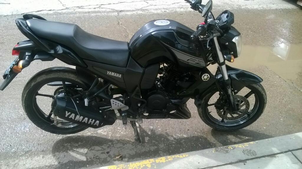 Vendo Moto Yamaha Fz