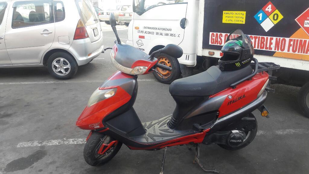 Remato Mi Moto Scooter Italika Cs 125 con Soat hasta Julio