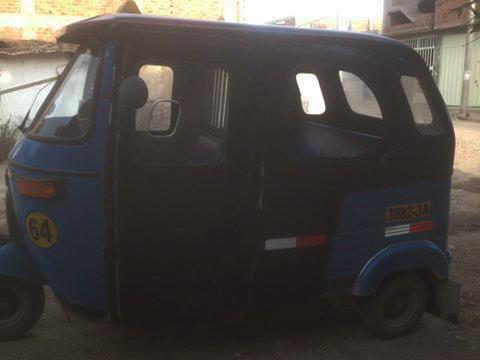 se vende moto bajaj de 4 tiempos dual gnvgasolina