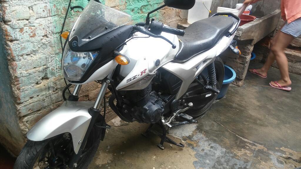 Vendo Moto Yamaha Sz-r 160