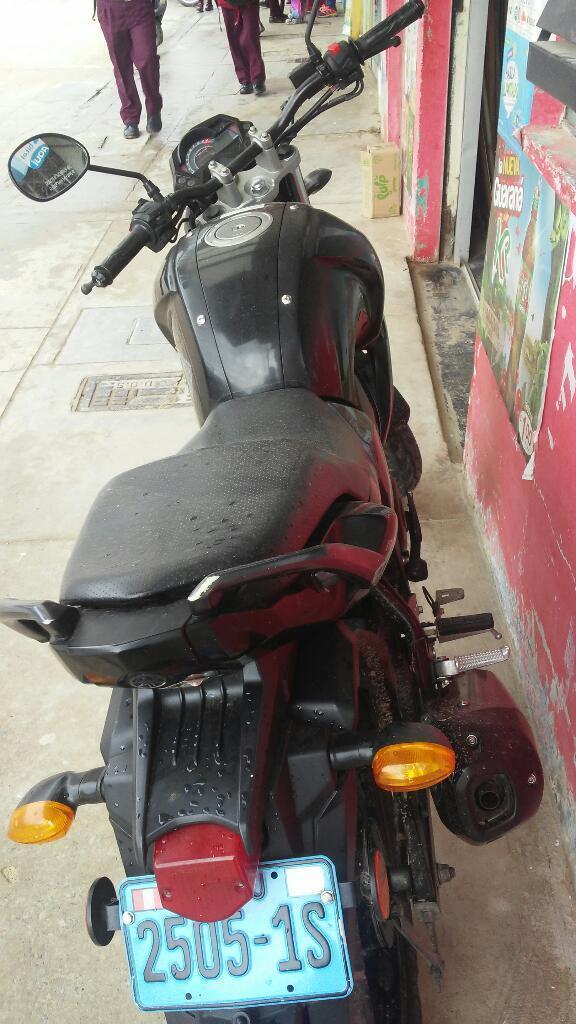 Vendo Motocicleta en Buen Estafo