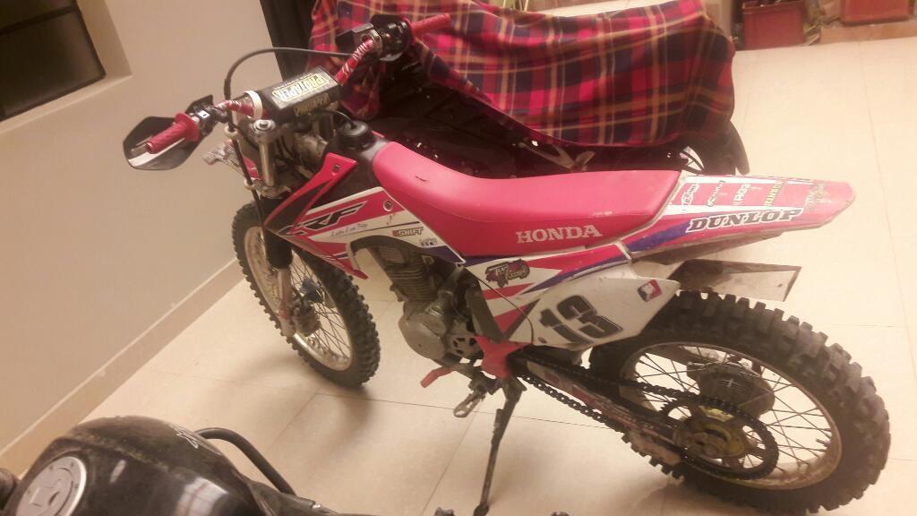 Vendo Moto Honda Crf 230