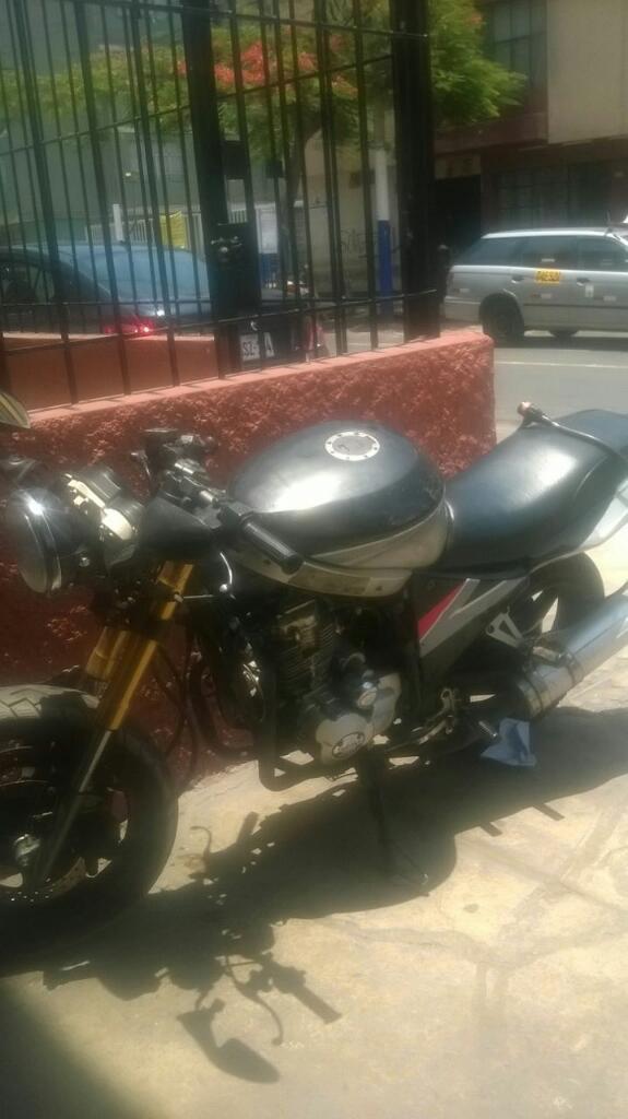 Moto 1700 con Soat Recién Comprado