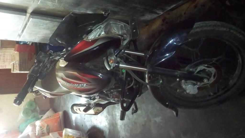 Moto lineal bajaj Discover 125ST
