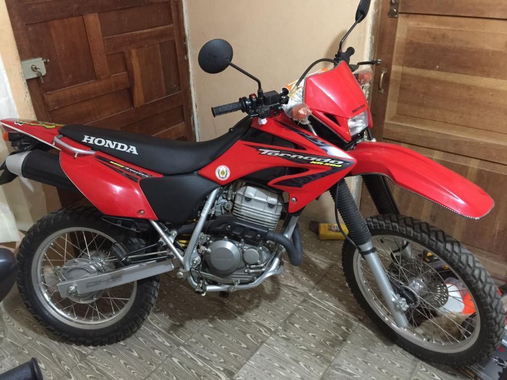 Vendo Honda Modelo Tornado Xr-250 Nuevo