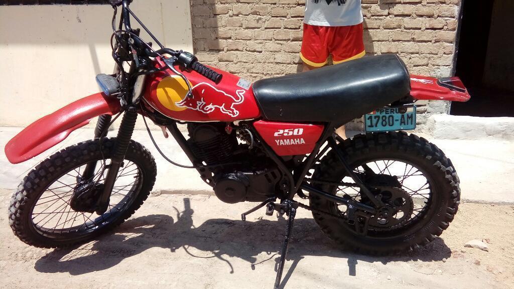 Yamaha Xt250