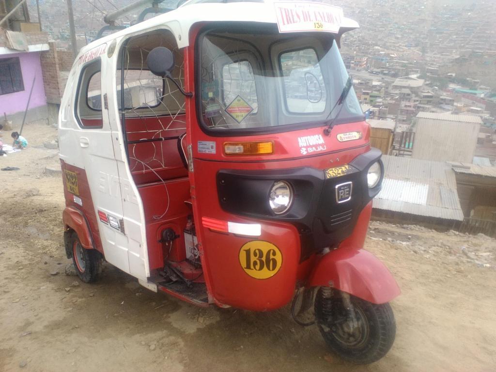 vendo moto bajaj
