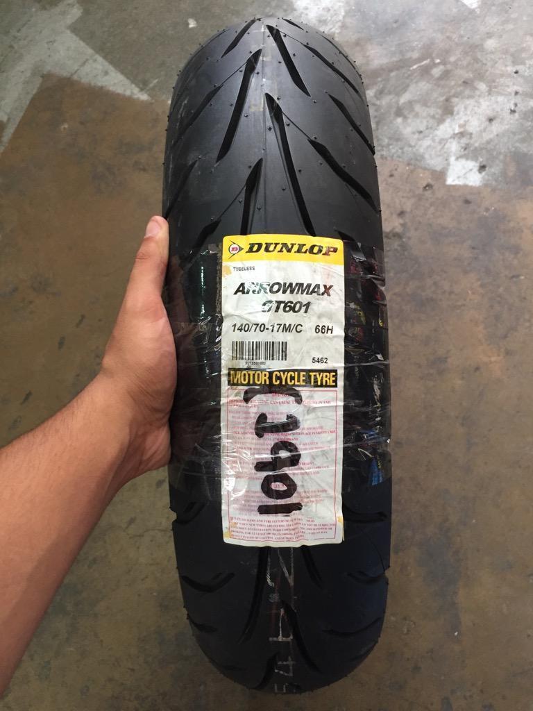 Llanta Dunlop 140/70/17 para Moto Yamaha R15 Fz16 Ns200