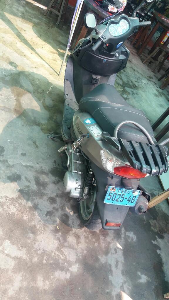 Remato Moto Scooter por Salud