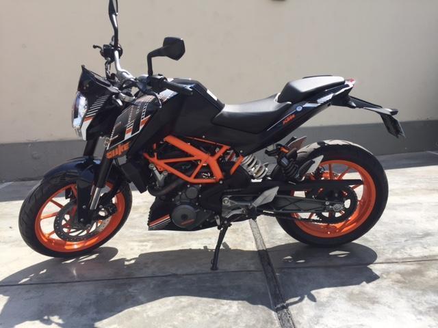 KTM DUKE 390 AÑO 2016