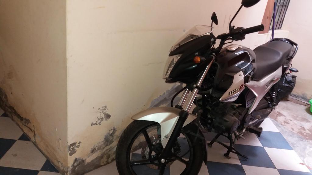 Moto Yamaha Szr 160