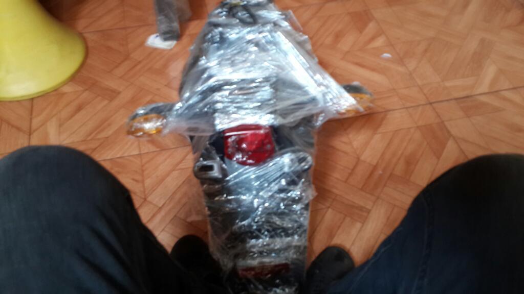 Tapabarro Fz 16