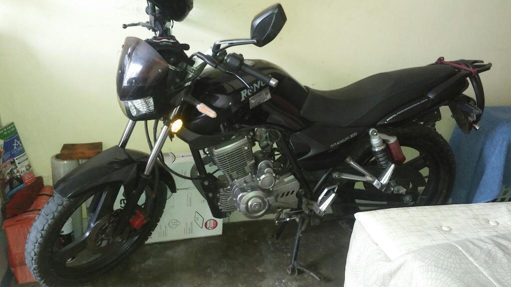 Vendo Moto Lineal Ronco Titanium 200