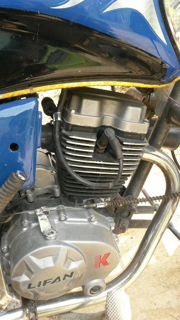 Vendo Una Mototaxi Lifan Cabesal Negro