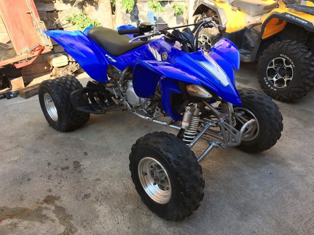 Cuatrimoto Yamaha raptor 450 muy buen estado año 2009