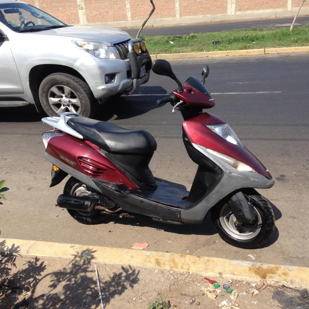 Vendo Moto Honda Elite 125