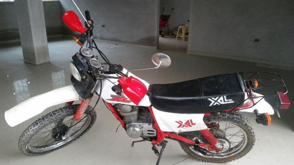 Vendo Moto Honda Xl 185