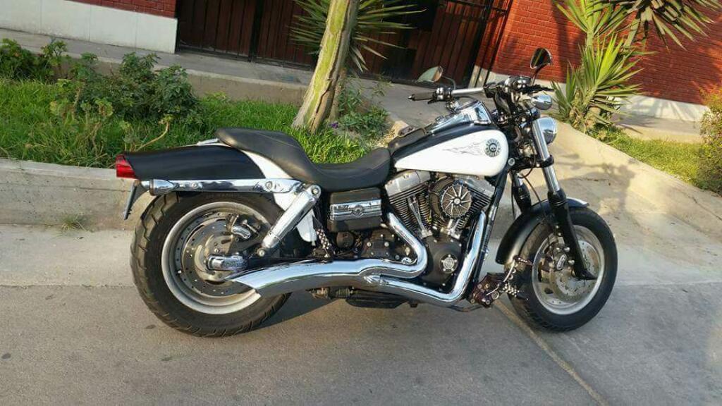 Harley Davidson Dyna Fat Bob Full Extras