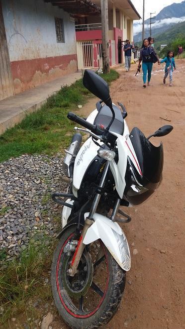 VENDO MOTO APACHE TVS 180 AÑO 2016